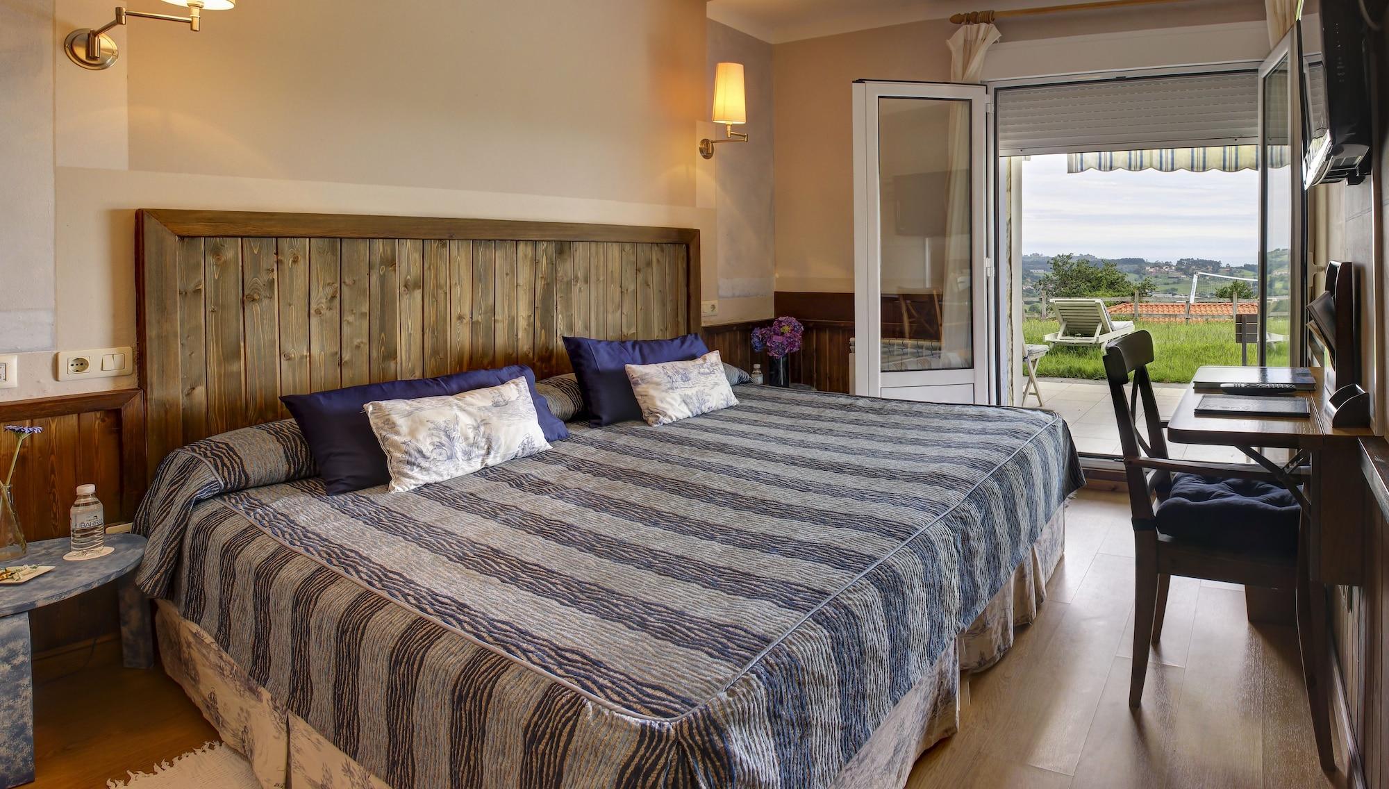 Hotel Mirador Del Sella 3*